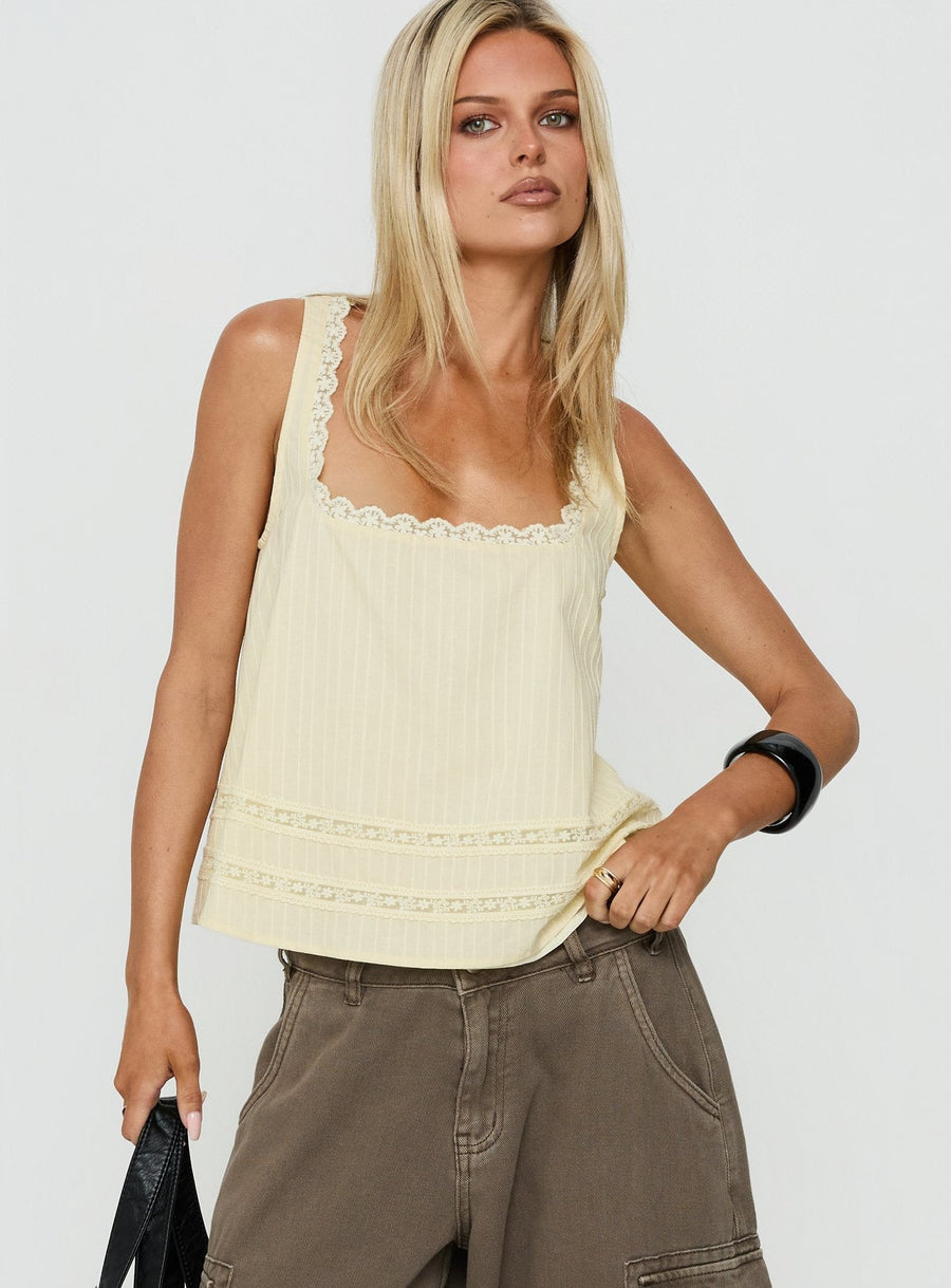 Alanah Lace Trim Top Lemon · photo 2