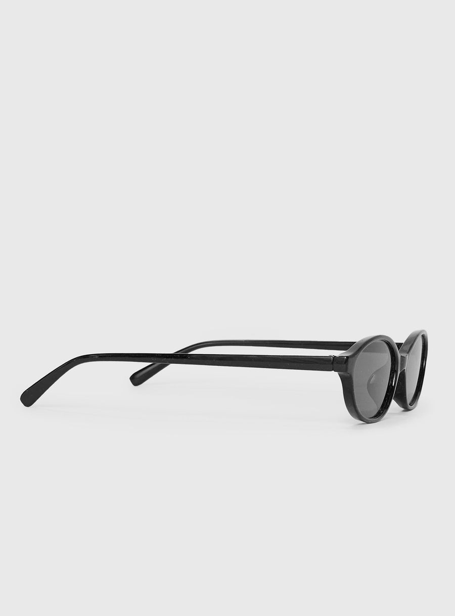Wonderful World Sunglasses Black · photo 4