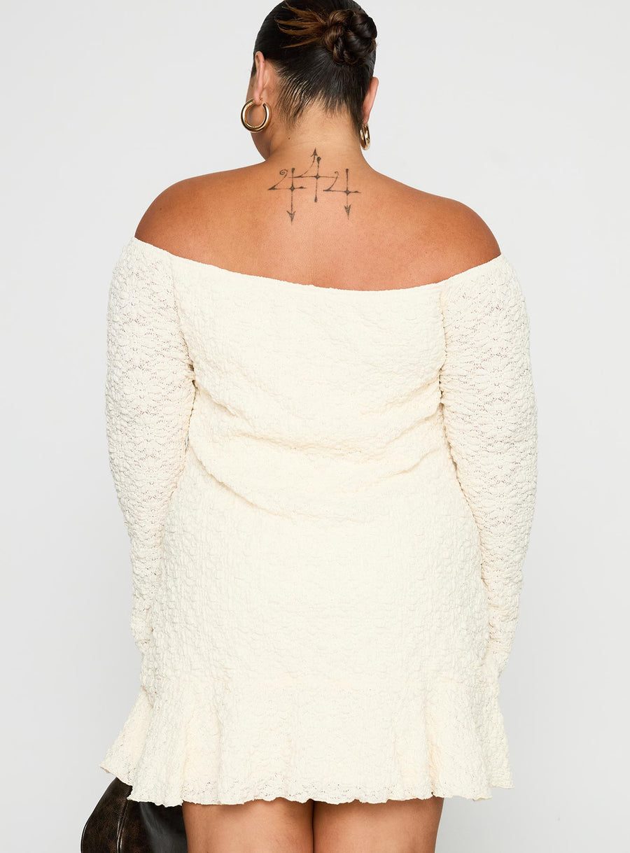 Vancesca Off Shoulder Long Sleeve Mini Dress Curve · photo 5