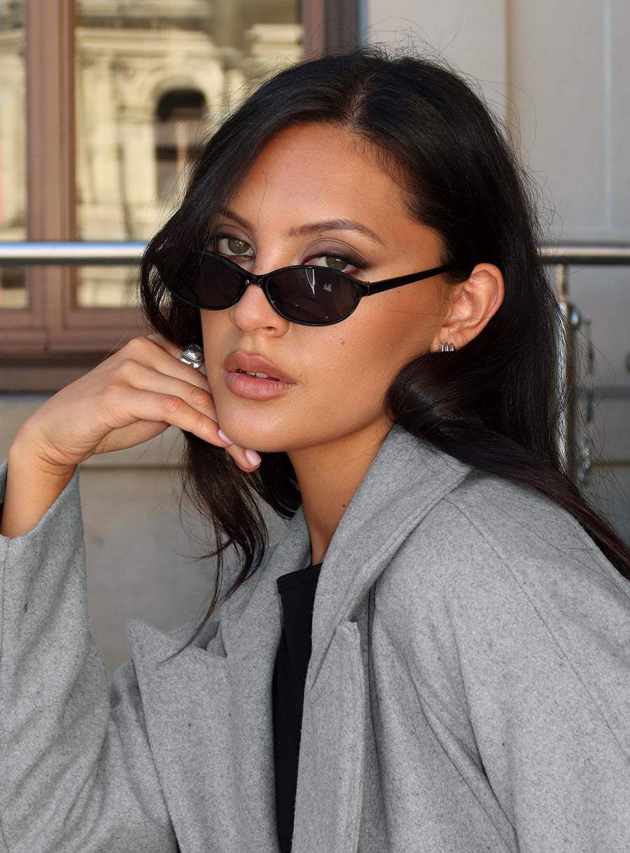 Wonderful World Sunglasses Black · photo 6